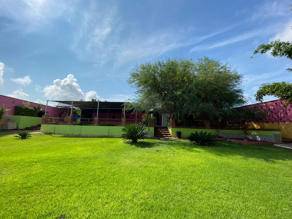 Hotel La Estancia Rio Verde Exterior photo